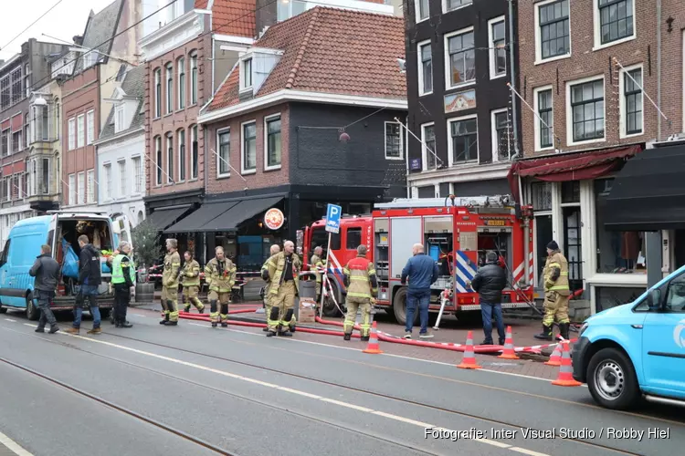 Kelders volgelopen met water in Amsterdam