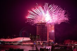 Grote publieke belangstelling voor uitgestelde vuurwerkshow boven het IJ