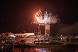 Grote publieke belangstelling voor uitgestelde vuurwerkshow boven het IJ