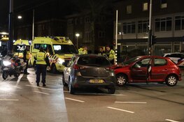 Ongeval op Middenweg, twee gewonden