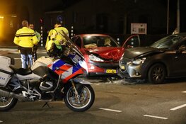 Ongeval op Middenweg, twee gewonden