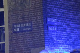 Man uit gracht gehaald door hulpdiensten