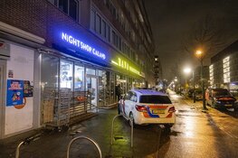 Overval op avondwinkel aan de Pieter Calandlaan in Amsterdam