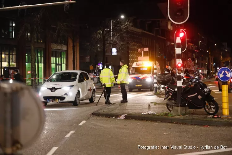 Ernstig ongeval op de Valkenburgerstraat in Amsterdam