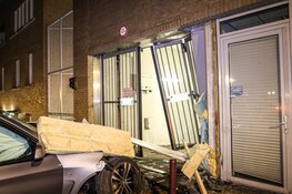 Achtervolging eindigt in crash in Bos en Lommer