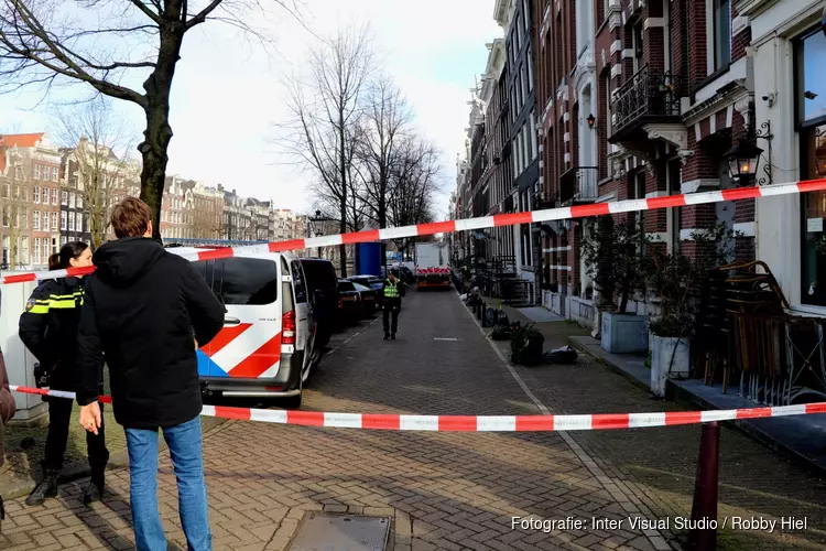 Lichaam gevonden in het water op de Keizersgracht