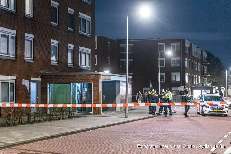 Explosief afgegaan bij portiekflat in Amsterdam-Zuidoost