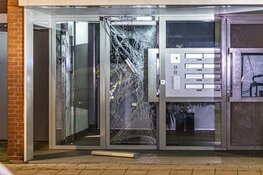 Explosief afgegaan bij portiekflat in Amsterdam-Zuidoost