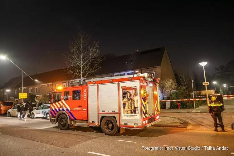 Brand en explosie in een woning aan de Dr. H. Colijnstraat in Amsterdam-Geuzenveld