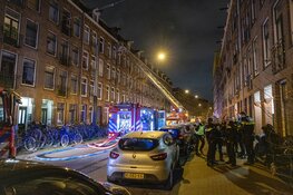 Gewonde bij grote woningbrand Van der Hoopstraat Amsterdam