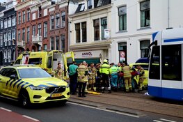 Fietser aangereden door tram in Amsterdam