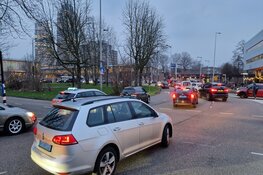 Protesterende taxichauffeurs leggen verkeer plat