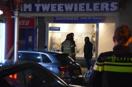 Grote brand in fietsenwinkel Amsterdam