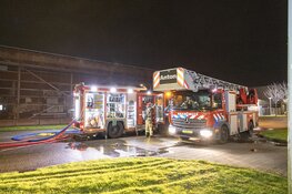 Brand bij Stadsdeelwerf Z/O aan de Schepenbergweg in Amsterdam