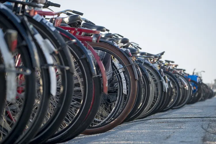 Fietsen laten stelen voor onderzoek