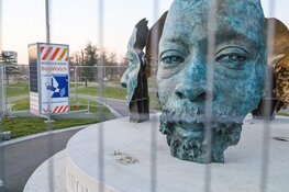 Deel monument Nelson Mandelapark weggenomen