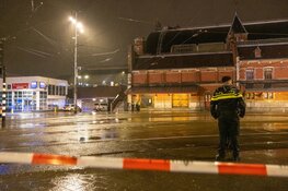 Persoon neergestoken nabij Amsterdam Centraal