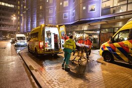 Persoon neergestoken nabij Amsterdam Centraal