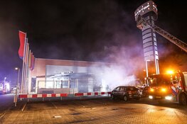 Ramkraak en brandstichting bij zaak in Amsterdam