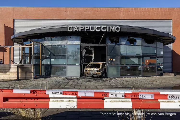 Auto ingereden op horecapand Sierenborch