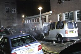 Brandstichting Admiralengracht: drie voertuigen in brand