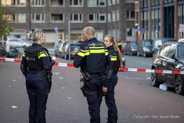 21-jarige man gewond na schietincident Oostelijke Handelskade