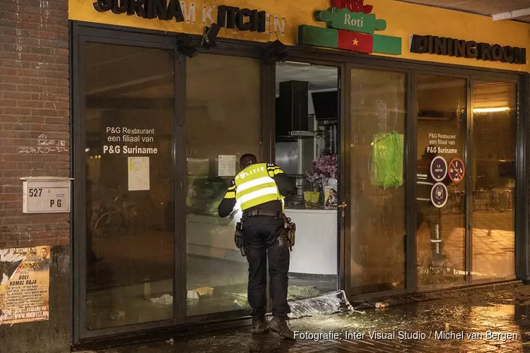 Brand na explosie in restaurant Bijlmerplein