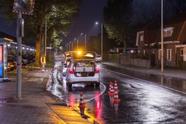 Man neergestoken bij bushalte in Amsterdam-Noord