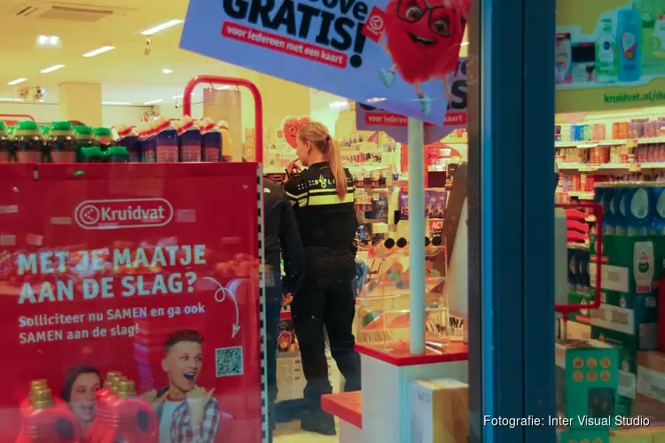 Overval op Kruidvat in Amsterdam-Noord
