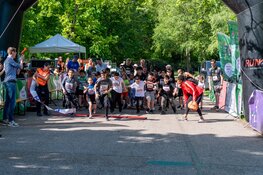 Iedereen samen in beweging tijdens Indische Buurt Run