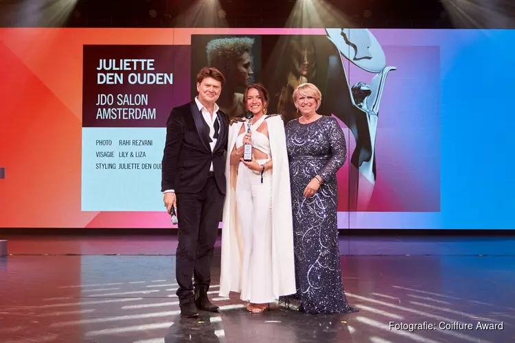 Juliette den Ouden van JDO Salon in Amsterdam wint Coiffure Award in de categorie dames regio Noord-Holland en Flevoland