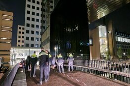 Meerdere demonstranten aangehouden bij bezetting UvA-gebouw