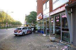 Drie kantoren Suri-Change doelwit van explosies