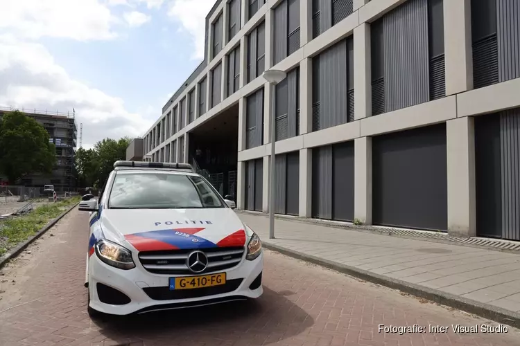 Aanhouding na digitale bedreiging aan adres Amsterdamse school