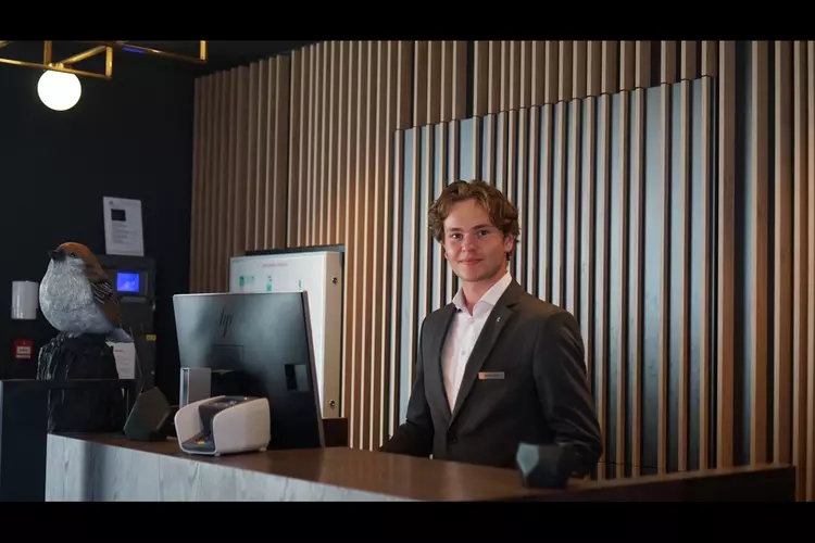 Renaissance Amsterdam Schiphol Airport certificeert zich met Health Care Venues tegen belangenverstrengeling farmaceutische industrie
