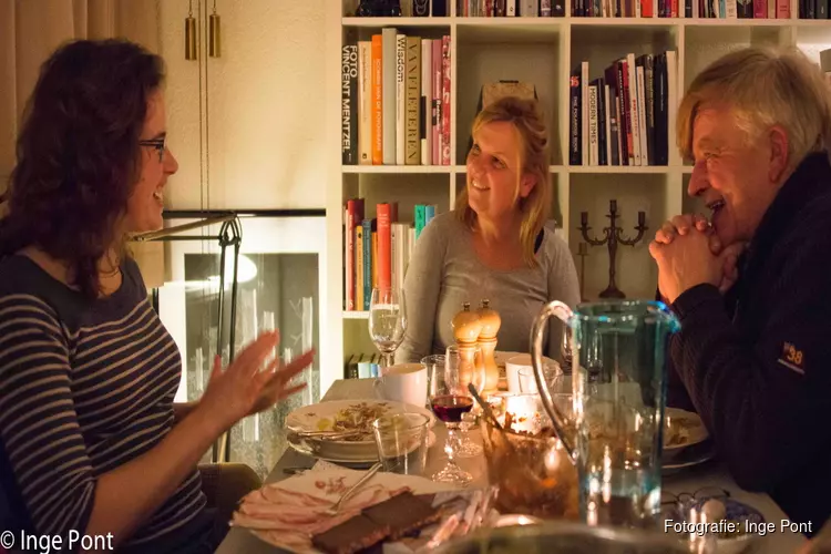 Eetadressen gezocht in Amsterdam voor ‘Oekraïners Aan Tafel’.