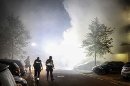 Bestelbus uitgebrand aan de Overleg in Amsterdam-Osdorp