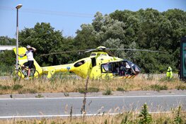 Twee gewonden bij botsing op A1 in Muiden