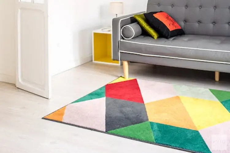 7 manieren om je woonkamer meer kleur te geven