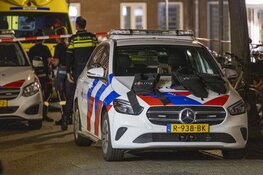 Medewerker avondwinkel gewond bij overval in Amsterdam Oost
