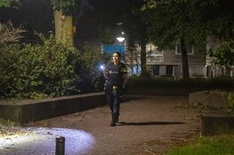 Politieonderzoek in parkje in Amsterdam-Zuidoost vanwege schietincident