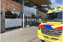 Gewonde bij kleine woningbrand in Amsterdam-Zuidoost
