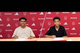 Ajax contracteert Ugwu en Alders