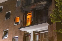 Grote brand in flat in Amsterdam Nieuw-West