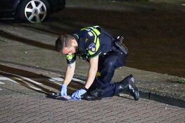 Bestelbus in brand op Kuilsenhofweg in Amsterdam-Zuidoost