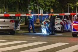 Achtervolging eindigt op trambaan in Amsterdam
