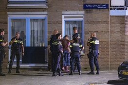 Verwarde man houdt hulpdiensten bezig na steekpartij Alfred Doblinstraat