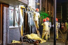 Woningbrand na explosie aan de Rosa Luxemburgstraat
