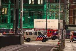 Plein voor Centraal Station afgezet, EOD ter plaatse