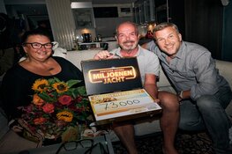 Irene uit Amsterdam zondagavond door Winston Gerschtanowitz verrast met 73.000 euro